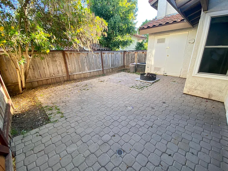 1651 S Juniper St #225 — Photo 25