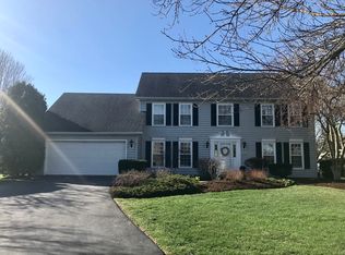 750 Meridian Ct, Wheaton, IL 60189