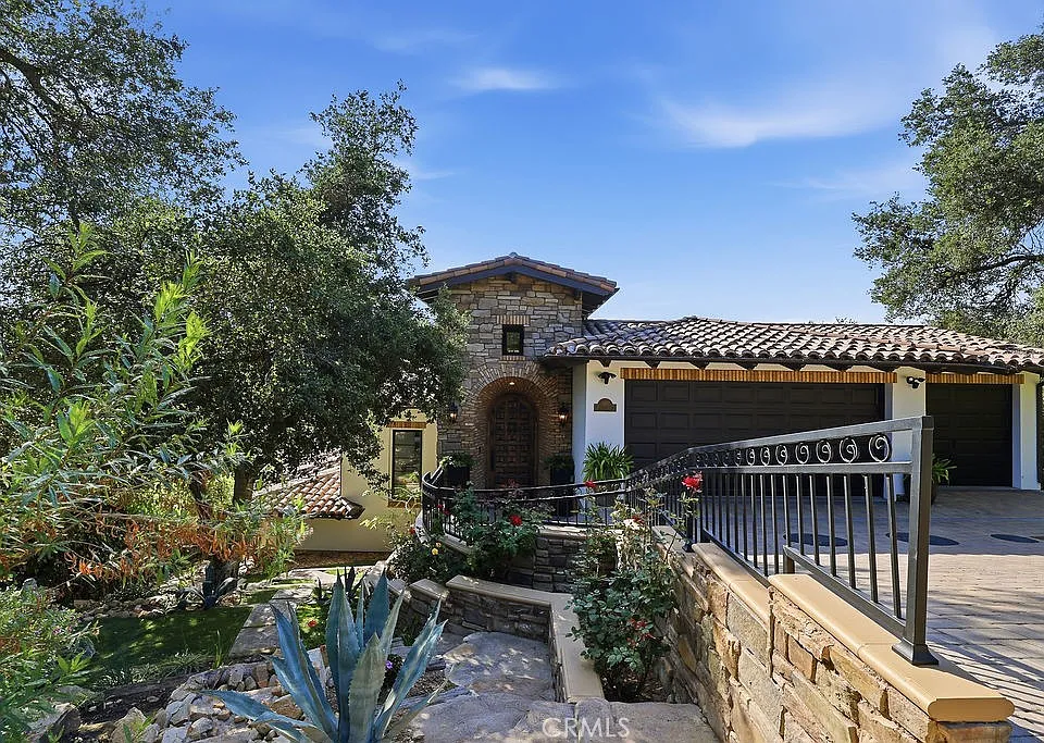 921 Monarch La Canada