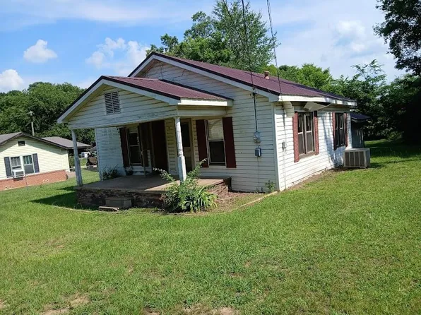 611 Houston St #A, Atlanta, TX 75551