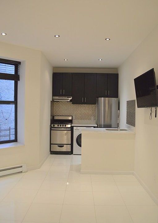 1st image of 307 W 114th St APT 3B