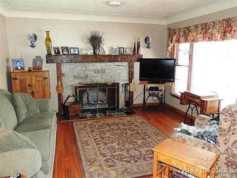 3rd image of 55261 Ester Dr