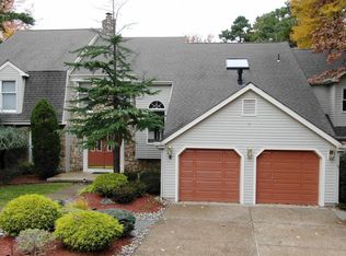 5 Martindale Dr, Voorhees, NJ 08043