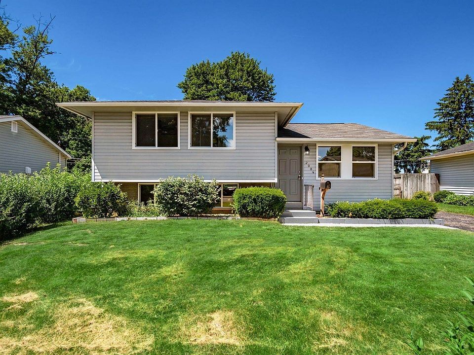 1st image of 2086 Shawbury Ct W
