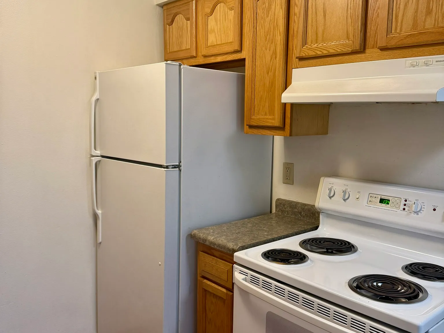 612 E Court St — Photo 2