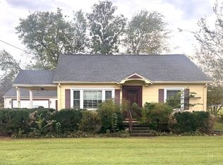 207 Fairview Dr, Hopkinsville, KY 42240
