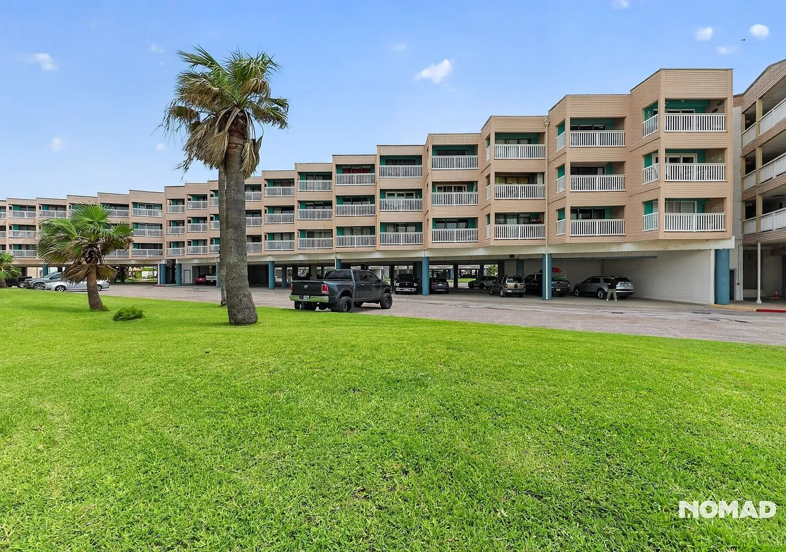 Charming 1BR Beachfront Condo in Corpus Christi — Photo 3