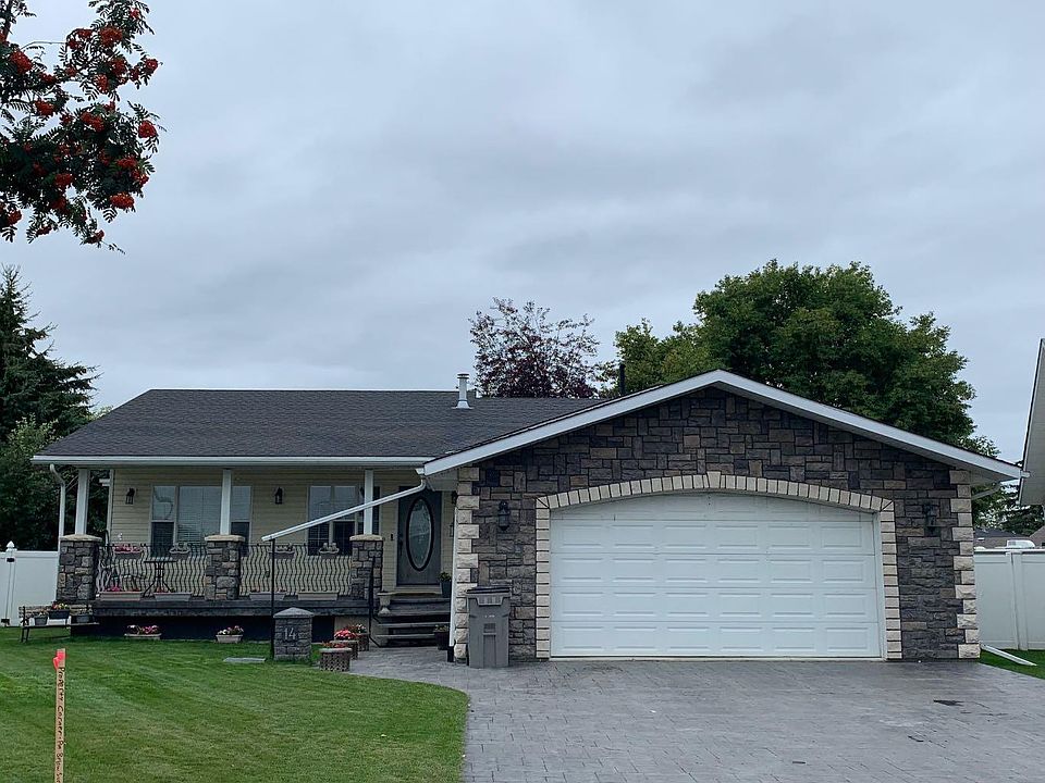 1st image of 14 Allan Cres