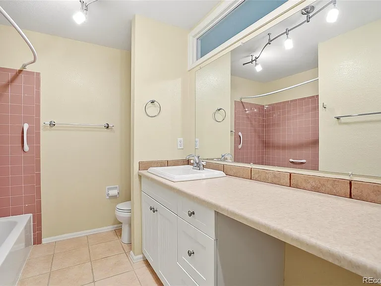 7448 Singing Hills Ct — Photo 12