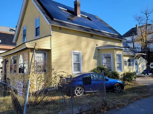 47 Birch St, Worcester, MA 01603