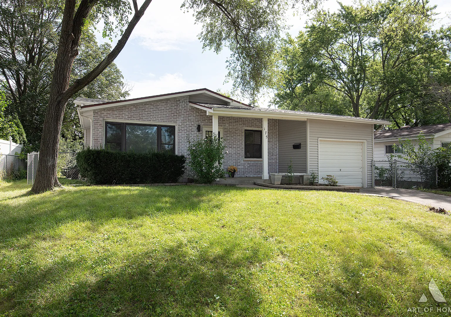 3 bed, 1130 sqft, $3,900 — Photo 2