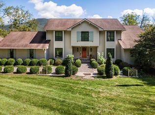 2592 Woodland Hills Dr, Blacksburg, VA 24060