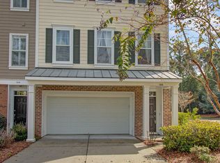100 Fair Sailing Rd, Mount Pleasant, SC 29466
