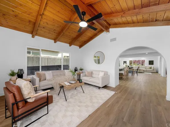 8184 Flanders Dr, San Diego, CA 92126