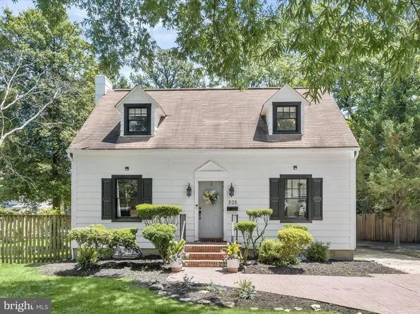 205 Sycamore Rd, Linthicum Heights, MD 21090