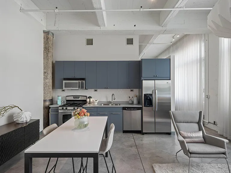 700 Washington Ave N #511 — Photo 8