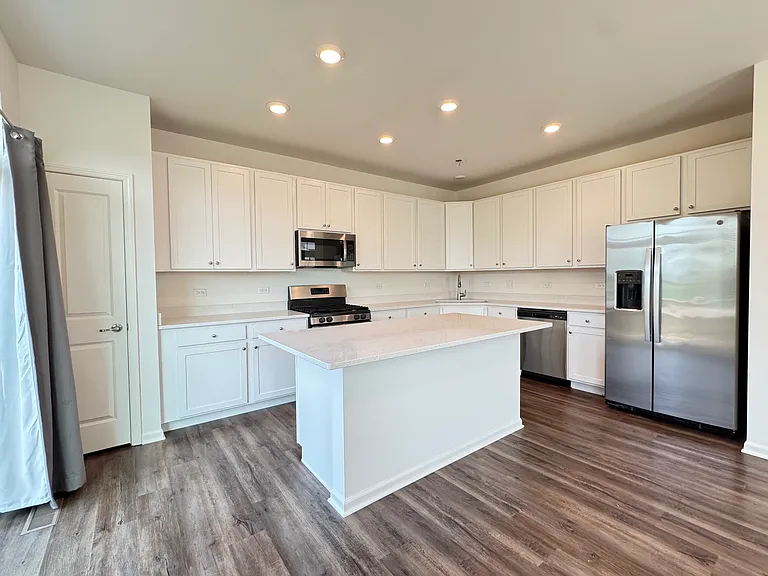 15036 W Cyrus Dr — Photo 3