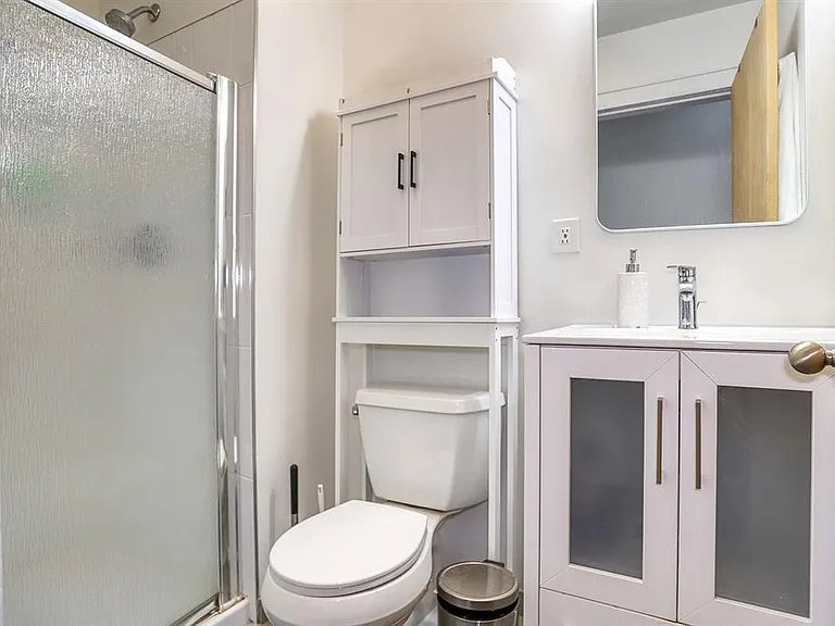 314 Monroe St #8 — Photo 10