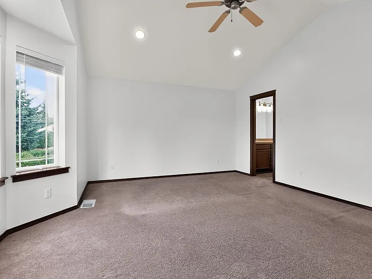 18901 34th Dr SE — Photo 23