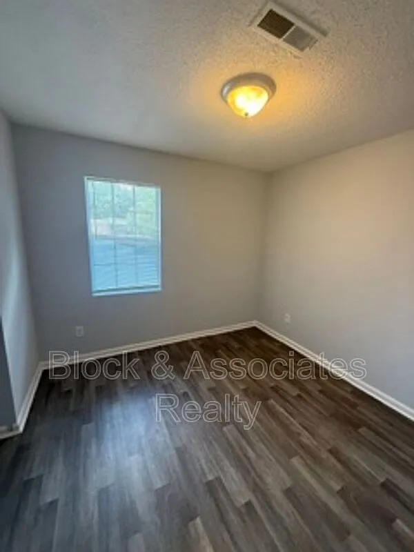 2 bed, 2.0 bath, $895 — Photo 4