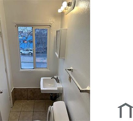 4th image of 8502 International Blvd #4
