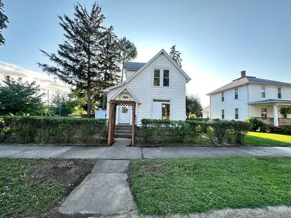 495 S 5th Ave, Kankakee, IL 60901