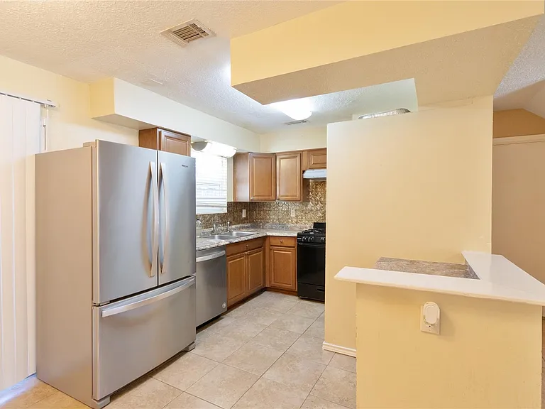 22902 Cabanna Rd — Photo 6