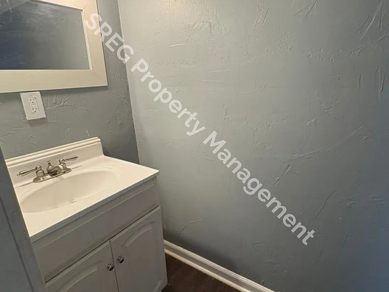 4719 West St — Photo 11