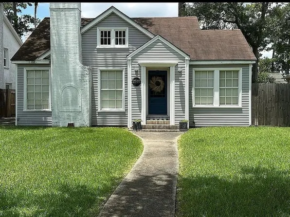 2610 Gladys St, Beaumont, TX 77702