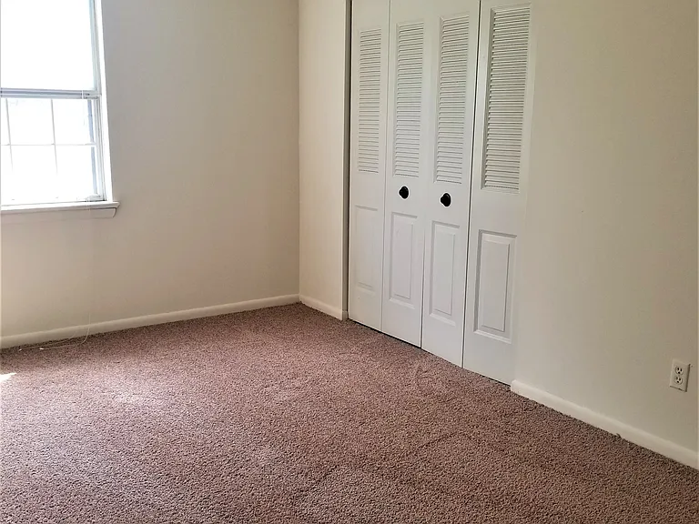 400 Brookridge Ave #F — Photo 16