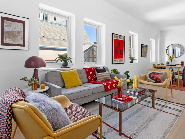 1370 Dean Street image 5 of 12