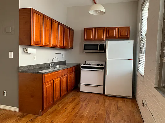 Rented by Carnegie Management Inc | media 2
