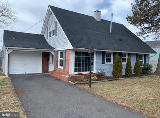 21 Stafford Ln, Willingboro, NJ 08046