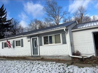 4540 Mahoning Dr, Newton Falls, OH 44444