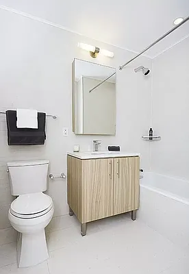 Rented by REAL New York | media 12