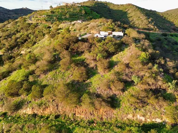 121 Avo Dr, Fallbrook, CA 92028