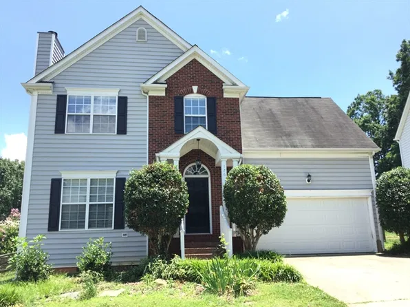 126 Poplar Woods Dr, Concord, NC 28027