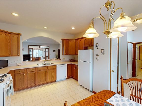 5th image of 9363 Scottsdale Dr