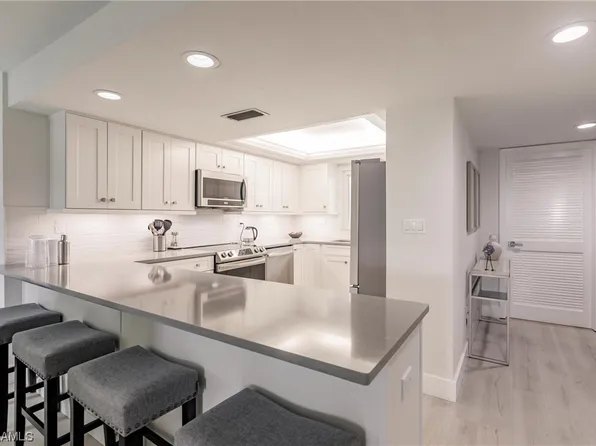 4417 Spanker Ct APT 3F, Fort Myers, FL 33919