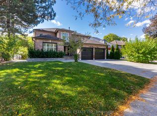 4582 Badminton Dr, Mississauga, ON L5M3H6