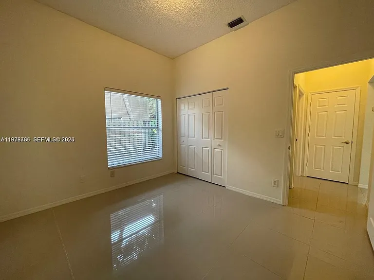 16309 Emerald Cove Rd #16309 — Photo 19