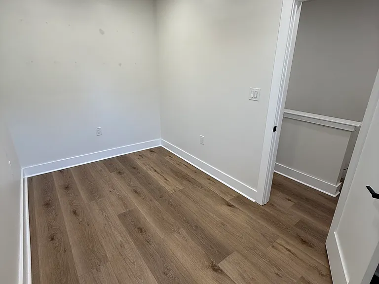 155 W Palmer St — Photo 29