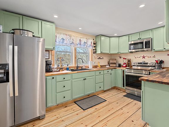 4th image of 336 New Hampton Road