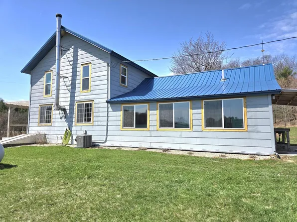 N8922 County Rd FF, Hixton, WI 54635