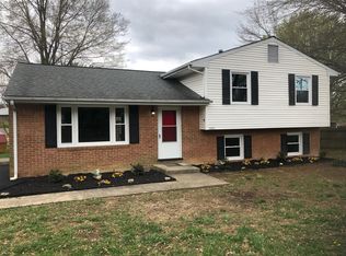5506 Ambassador Dr, Roanoke, VA 24019