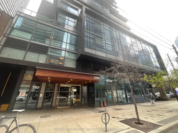 290 Adelaide St W, Toronto, ON