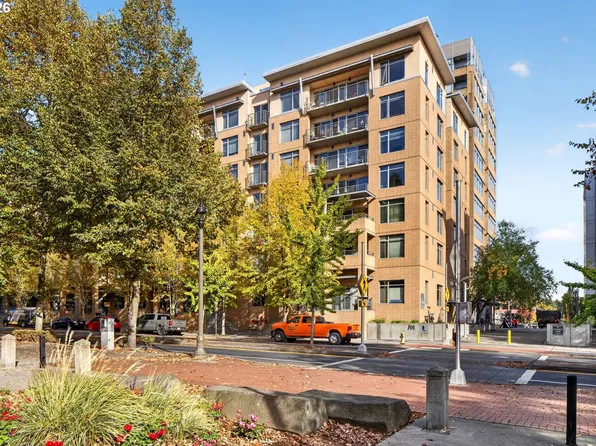 701 Columbia St APT 505, Vancouver, WA 98660
