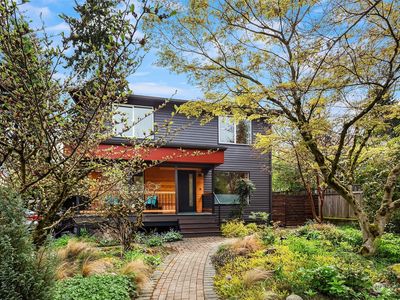 111 N 136th Street, Seattle, WA, 98133