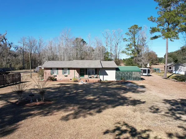 1535 Brick Chimney Rd., Georgetown, SC 29440
