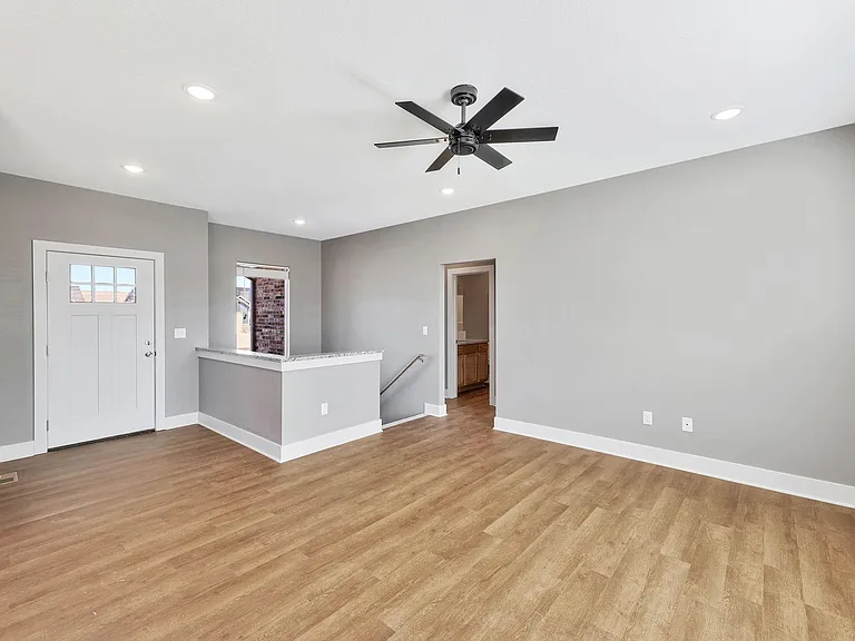 4625 S Doris Ct — Photo 13